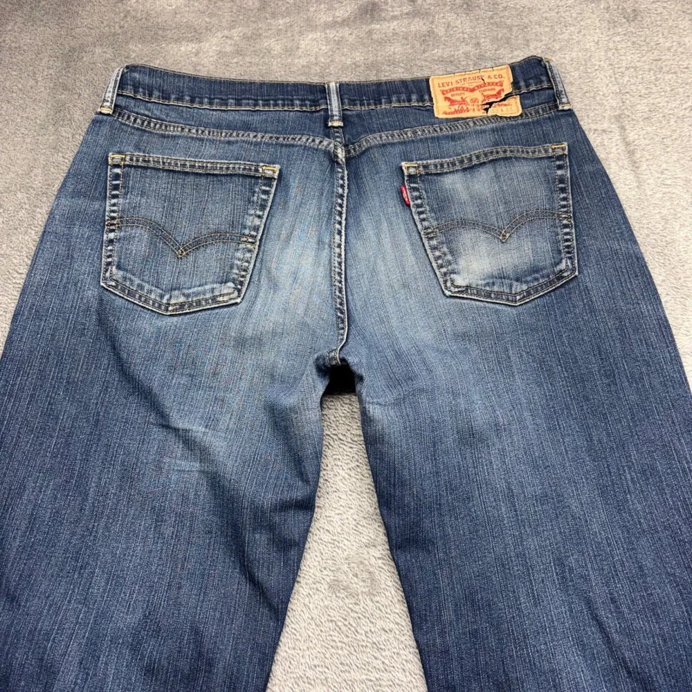 Levi's 514 Straight Fit Jeans Men 33x34 Blue Zip Fly Denim Good Condition